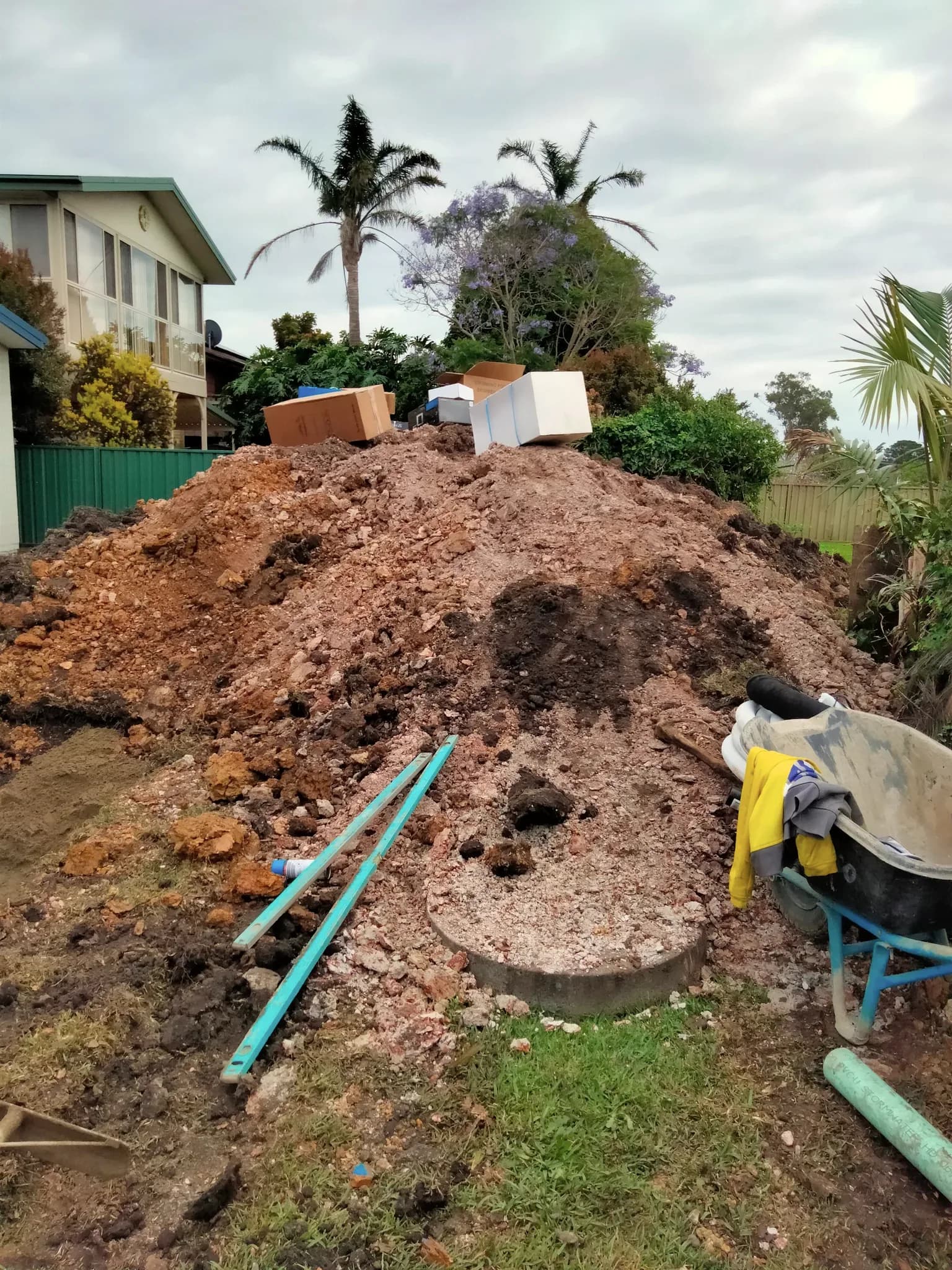 Greenwell — excavation on a constrained block
